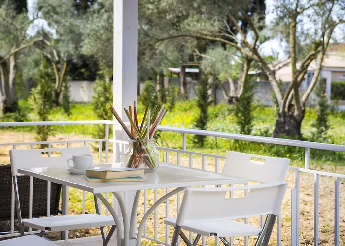 מלון Cypress Garden Mousata