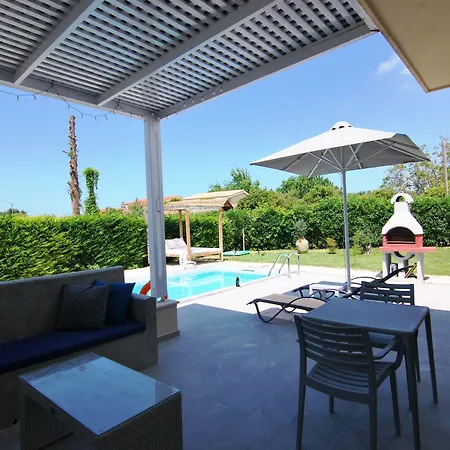 Cypress Garden Hotel 3*