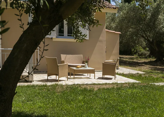Cypress Garden 3* Mousata