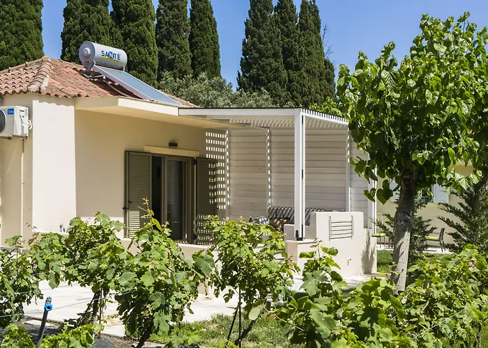 Cypress Garden Hotel Mousata