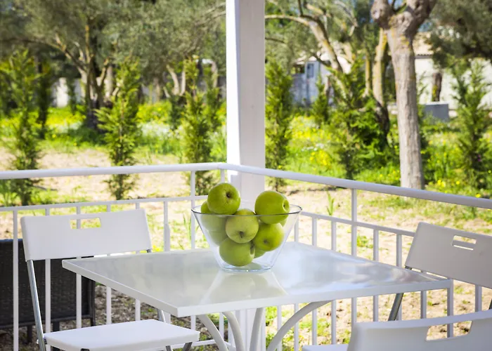 Cypress Garden 3* Mousata