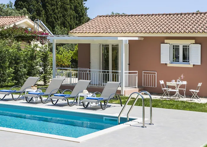 Hotel Cypress Garden Mousata