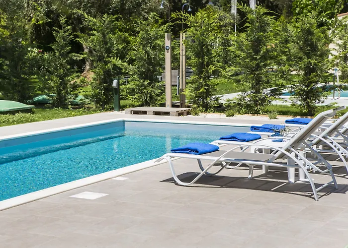 Hotel Cypress Garden Mousata